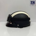 کلاه کاسکت وسپایی نیمه چرمی مشکی سفید عینک دار