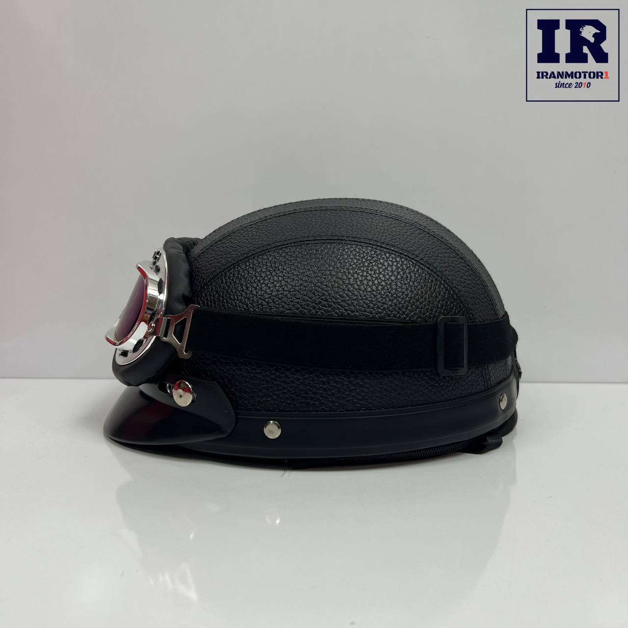 image_1767030539720 کلاه کاسکت وسپایی نیمه چرمی مشکی مات عینک دار - تصویر 1