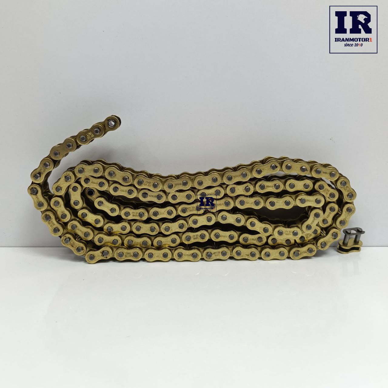 image_1771689172376 زنجیر موتور سیکلت طلایی برند یونیبر UNIBEAR 428 .132 - تصویر 1