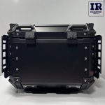 باکس فلزی موتور سیکلت مکعبی تکنو 45 لیتری مشکی میز دار - تصویر 3
