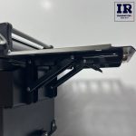 باکس فلزی موتور سیکلت مکعبی تکنو 45 لیتری مشکی میز دار - تصویر 6